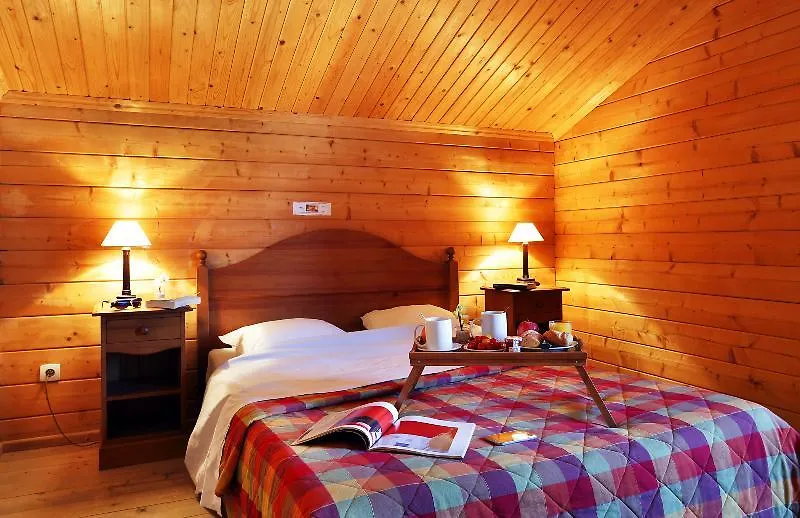 Residence Nemea Les Chalets Du Bois De Champelle Morillon France